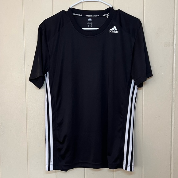 Adidas Basketball Black Dri Fit T-Shirt Size M (Small Stain - See Description) - Picture 1 of 12